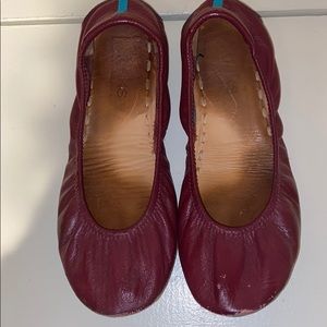 Burgundy Tieks size 7